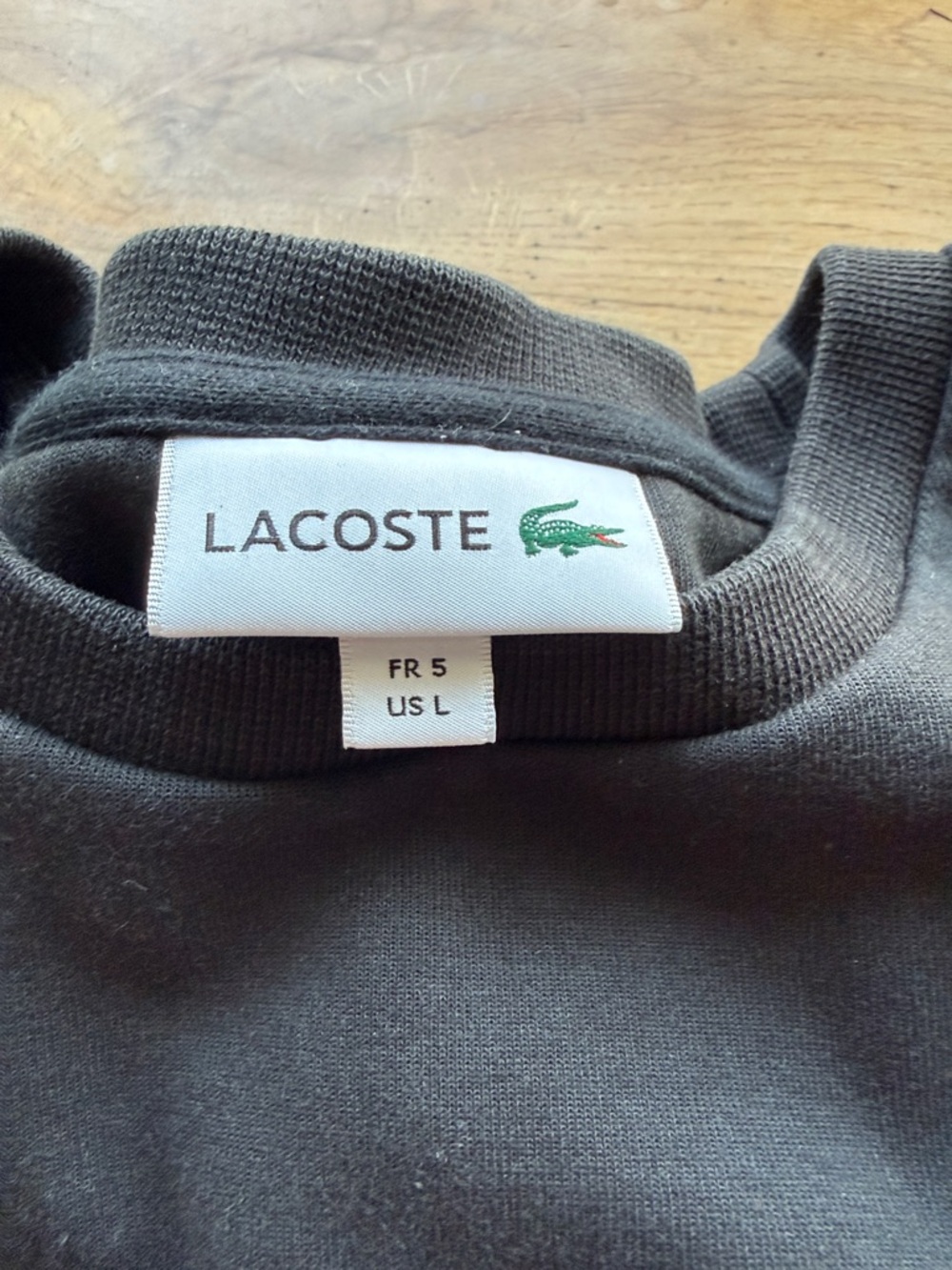 Lacoste Black crew sweatshirt - Picture 2 of 4
